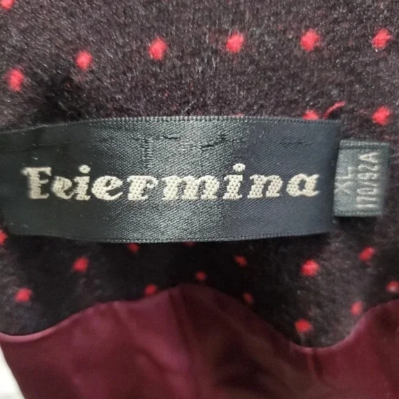 Feiermina  black coat with red polka dots. Bows in front and back. Size large - Picture 12 of 16